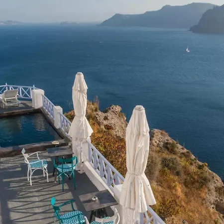 Avos Superior Family Caldera View Santorini Oia (Santorini)